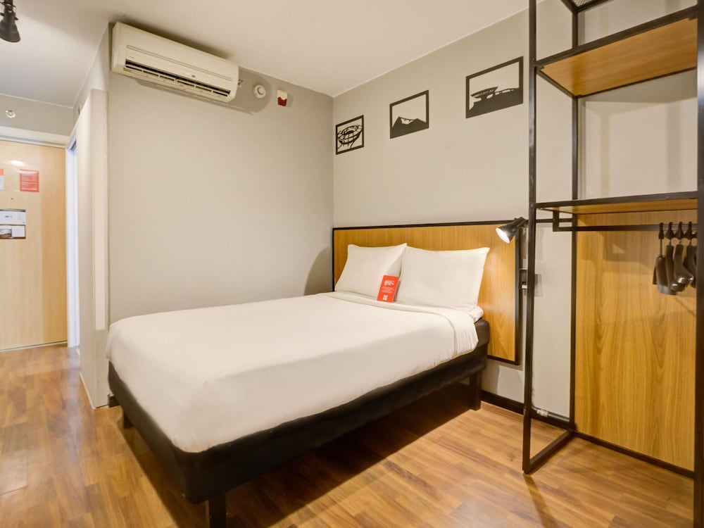 HABITACIÓN STANDARD ADAPTADA CON 1 CAMA DOBLE del hotel Ibis Copacabana Posto 2. Foto 6
