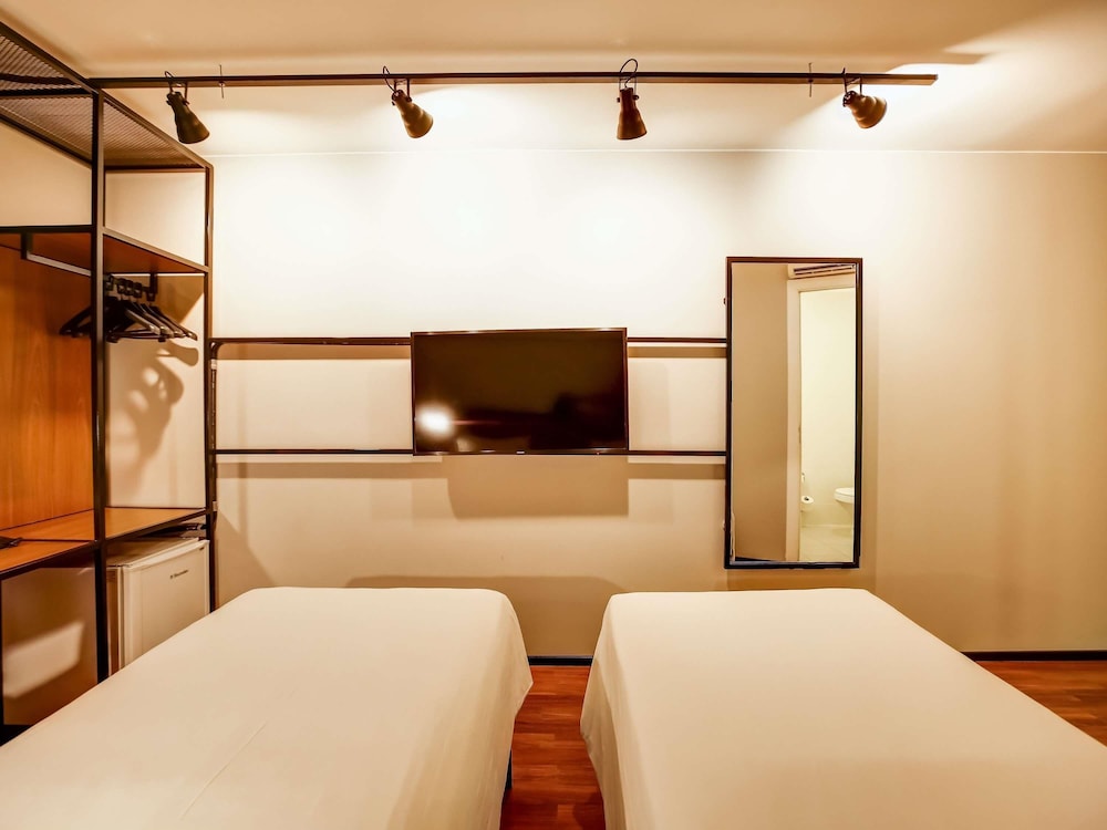 Apartamento Standard con 2 camas individuales del hotel Ibis Copacabana Posto 2. Foto 9