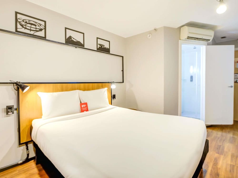 Apartamento Standard con cama doble del hotel Ibis Copacabana Posto 2. Foto 5