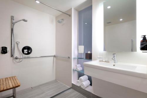 Habitación Innside - Adaptada para personas con movilidad reducida del hotel Innside New York NoMad. Foto 3