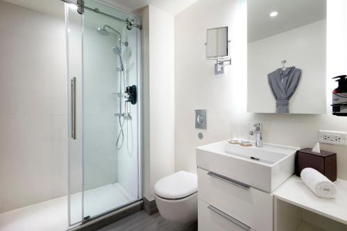 Estudio con terraza y vistas a la ciudad del hotel Innside New York NoMad. Foto 8