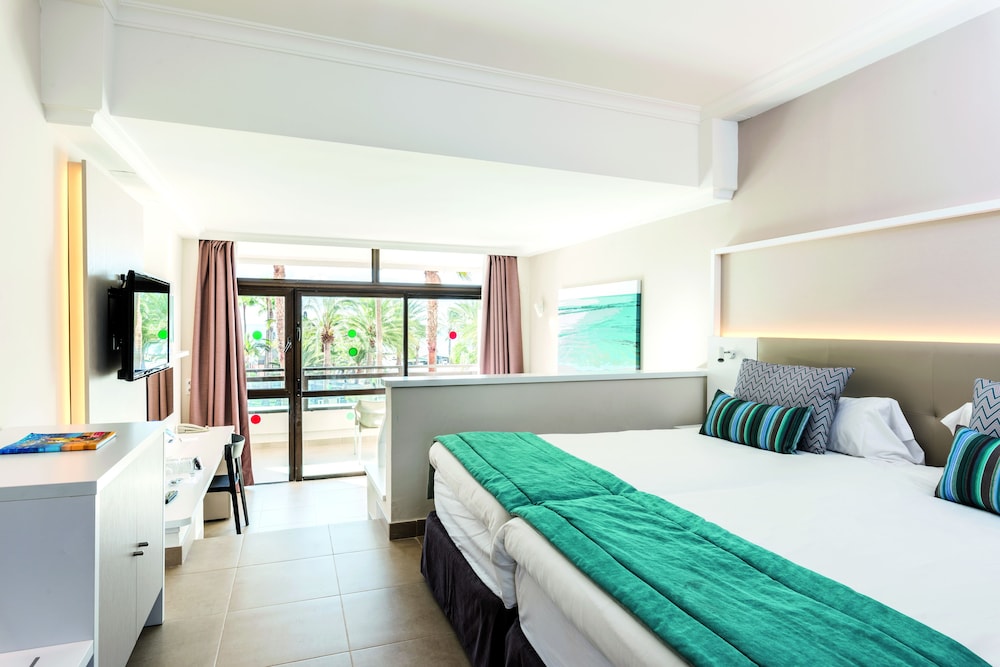 Habitación doble, balcón del hotel Grupotel Orquidea