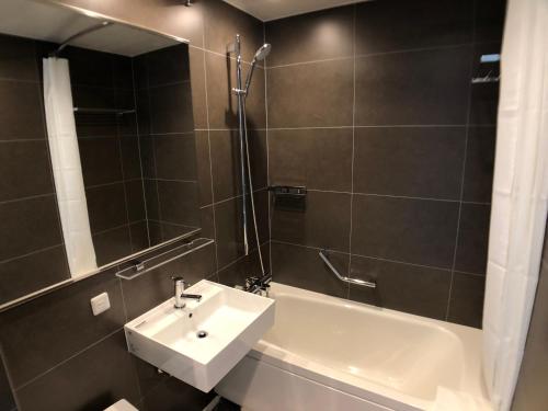 Habitación Doble Casual - Planta superior - No fumadores del hotel KEIHAN TSUKIJI GINZA GRANDE. Foto 1