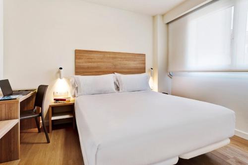 Apartamento 1 cama doble del hotel Sercotel Logroño Suites. Foto 2