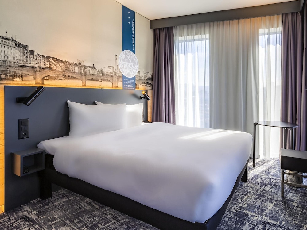 Habitación estándar con 1 cama queen - size (160 x 200 cm) del hotel Ibis Styles Basel City