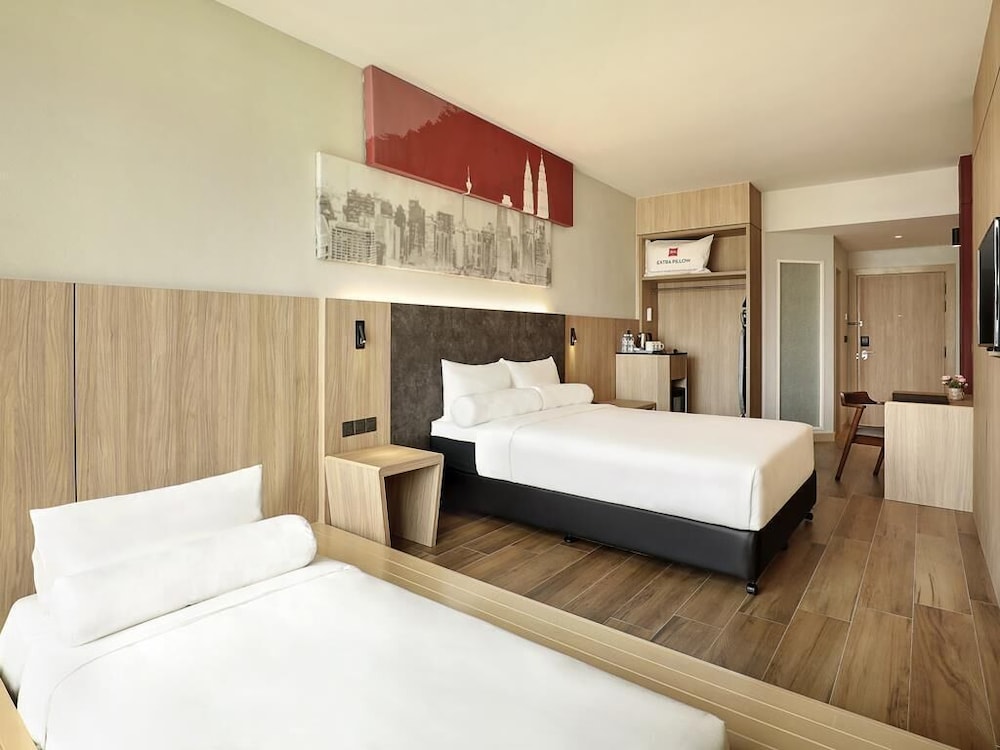 Habitación Deluxe con 1 cama queen del hotel Ibis Kuala Lumpur City Centre. Foto 3