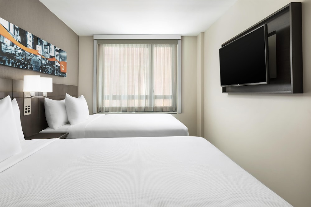 Planta alta | Dos camas dobles del hotel Hyatt Place New York City/Time Square