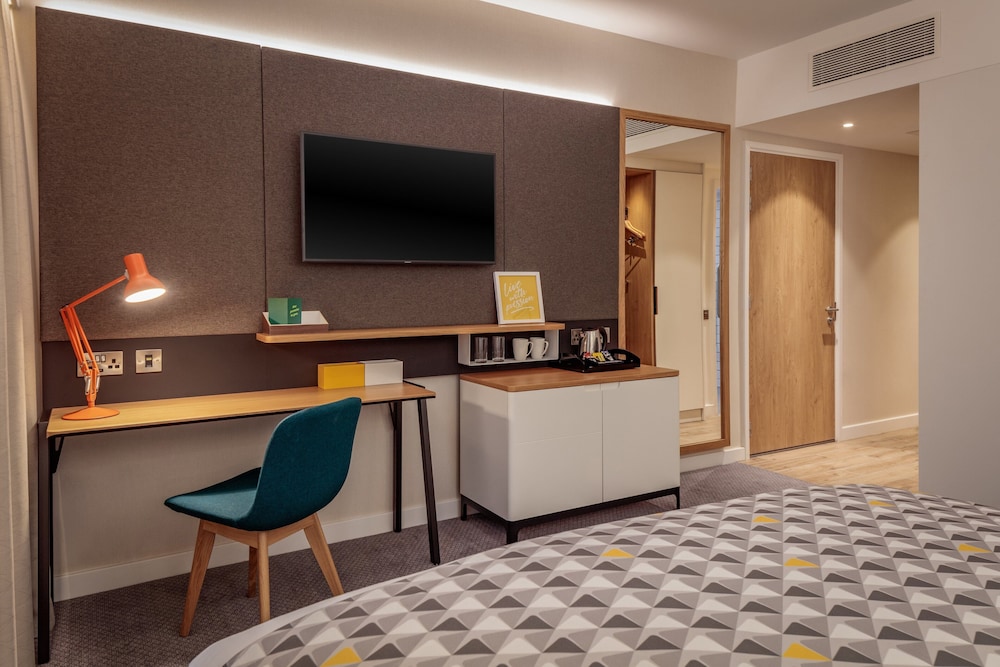 Habitación estándar, 1 cama de matrimonio, accesible para personas con discapacidad del hotel Holiday Inn - London - Heathrow Bath Road. Foto 2