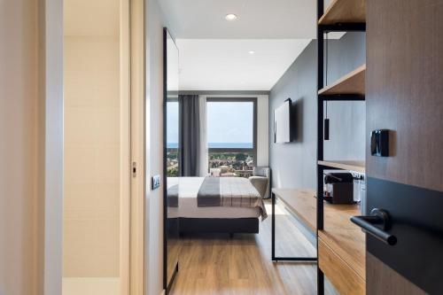 Habitación Doble Superior con vistas del hotel Acta Voraport. Foto 7