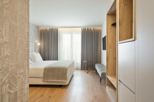Habitación Doble Estándar del hotel Acta The Avenue. Foto 10
