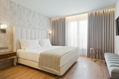 Habitación Doble Estándar del hotel Acta The Avenue. Foto 11