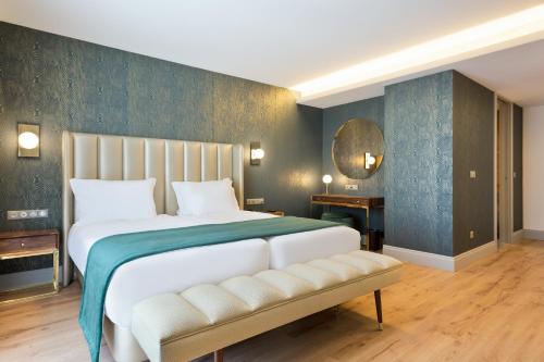 Habitación Doble Superior del hotel Acta The Avenue. Foto 1