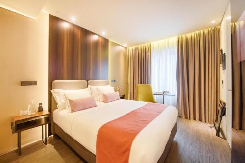 Habitación Doble Estándar del hotel Moon and Sun Porto. Foto 1