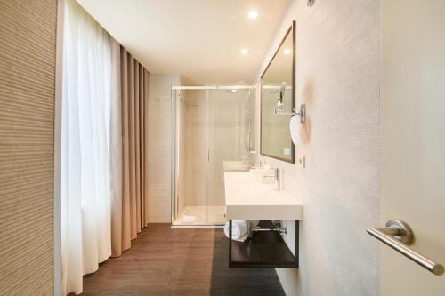 Habitación Doble Superior - 1 o 2 camas del hotel Moon and Sun Porto. Foto 2