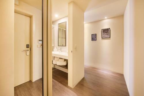 Habitación Doble Premium del hotel Moon and Sun Porto. Foto 3