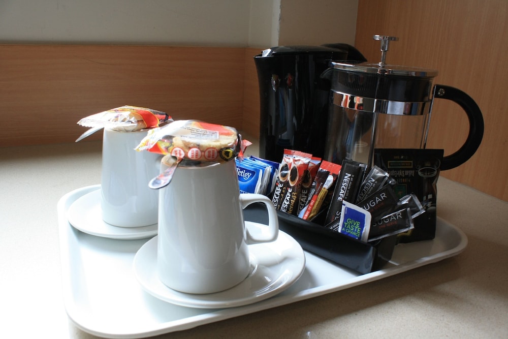 Habitación estándar, 1 cama de matrimonio del hotel Ibis Sydney World Square. Foto 3
