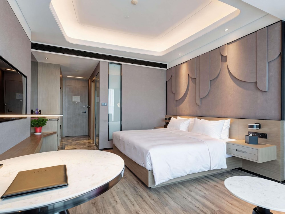 Habitación Privilege con 1 cama king - size del hotel Mercure Xian Hi Tech Zone. Foto 6