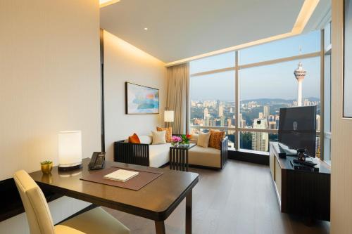 Suite Sky del hotel Banyan Tree Kuala Lumpur. Foto 5