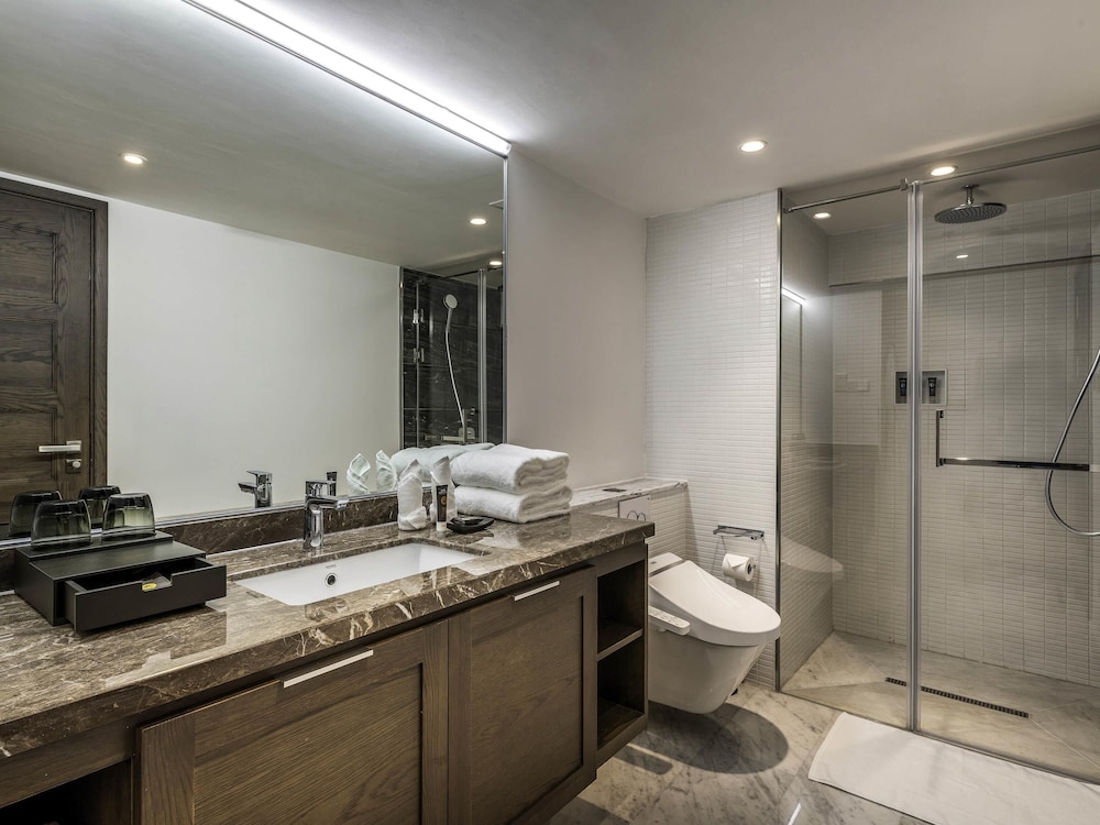 Apartamento Superior con 2 dormitorios del hotel Novotel Suites Shanghai Hongqiao. Foto 3