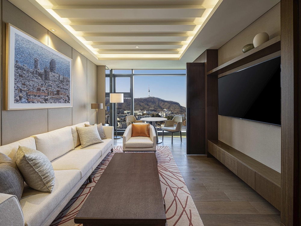 Suite Embajador con 1 Cama King del hotel The Ambassador Seoul - A Pullman. Foto 4
