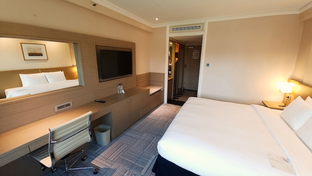Habitación Superior con 1 cama doble del hotel Novotel Ambassador Seoul Gangnam. Foto 3