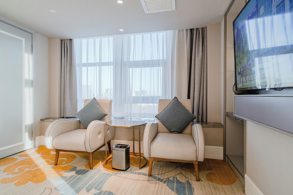 Privilege, Suite, 1 cama de matrimonio grande del hotel Mercure Hohhot Downtown