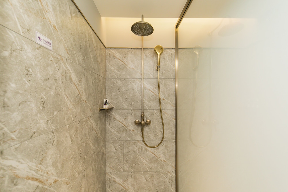 Habitación estándar con 2 camas individuales, 2 camas individuales del hotel Mercure Hohhot Downtown. Foto 4