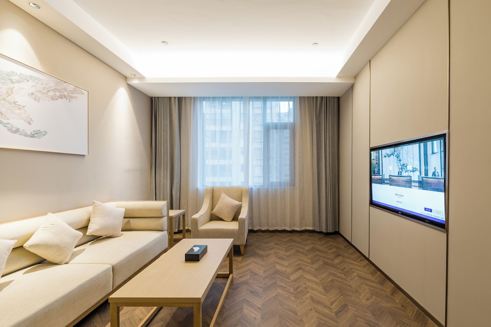 Privilege, Suite, 1 cama de matrimonio grande del hotel Mercure Changzhou Jintan. Foto 1