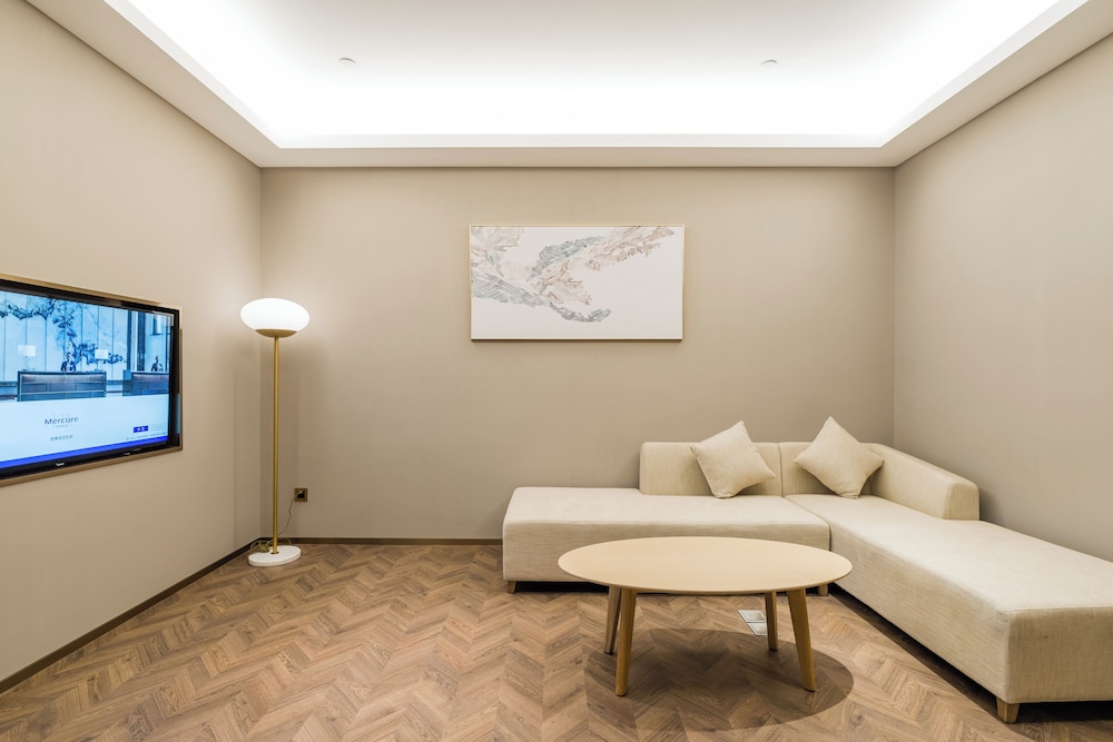 Privilege, Suite, 1 cama de matrimonio grande del hotel Mercure Changzhou Jintan. Foto 2