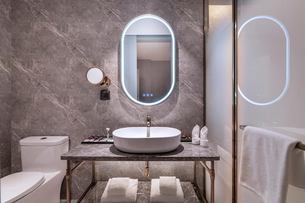 Habitación estándar con 1 cama king size del hotel Mercure Hangzhou Xixi Future Tech City. Foto 4