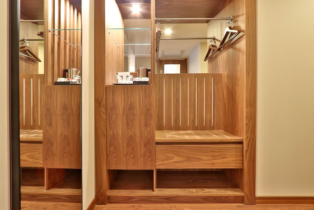 Habitación superior con 2 camas individuales del hotel Turim Ibéria. Foto 4