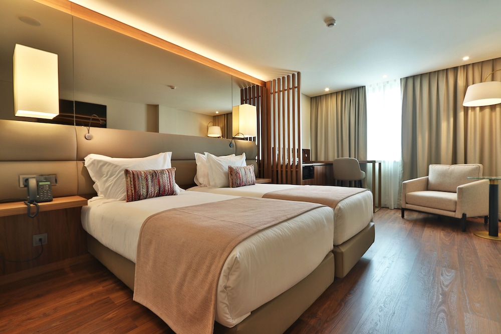 Habitación ejecutiva con 2 camas individuales del hotel Turim Ibéria