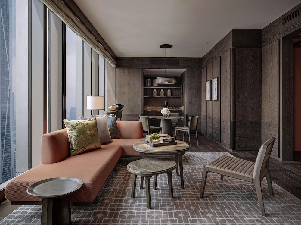 Suite Ejecutiva del hotel Park Hyatt Shenzhen. Foto 1