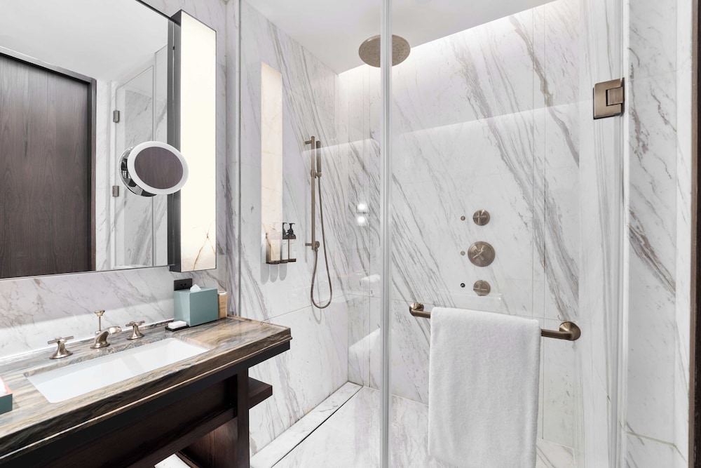 2 camas gemelas del hotel Park Hyatt Shenzhen. Foto 4