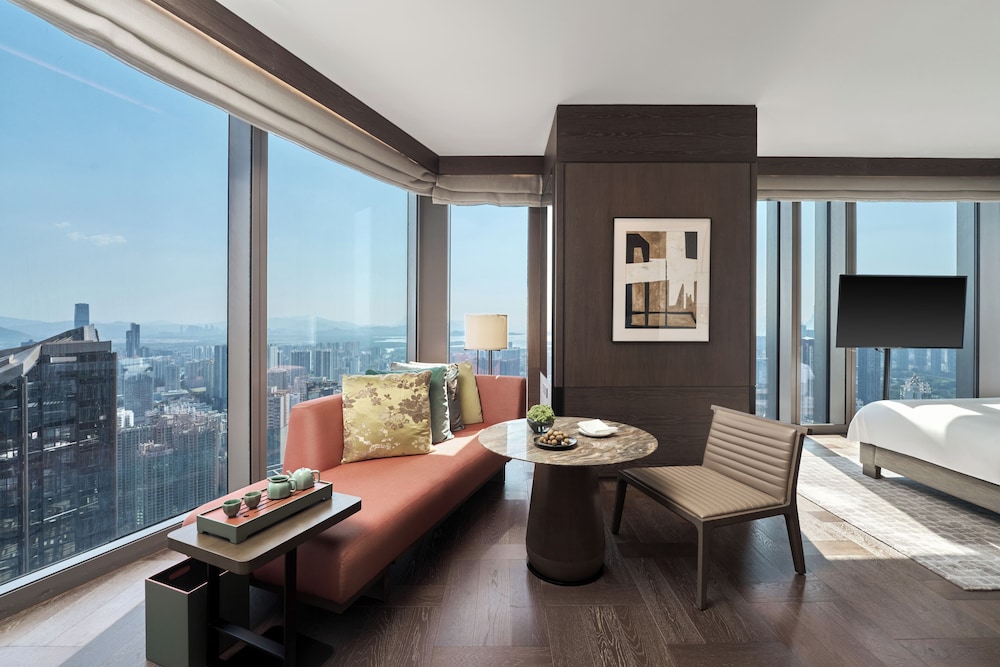 1 Cama King, Vistas al Horizonte, Deluxe del hotel Park Hyatt Shenzhen. Foto 4
