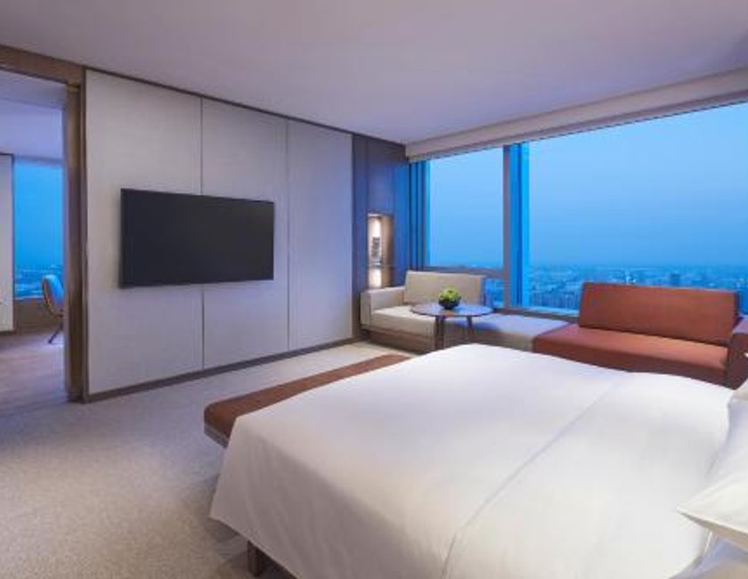 Suite 1 Cama king Vista ciudad Club Grand Con Vistas del hotel Grand Hyatt Hefei. Foto 2