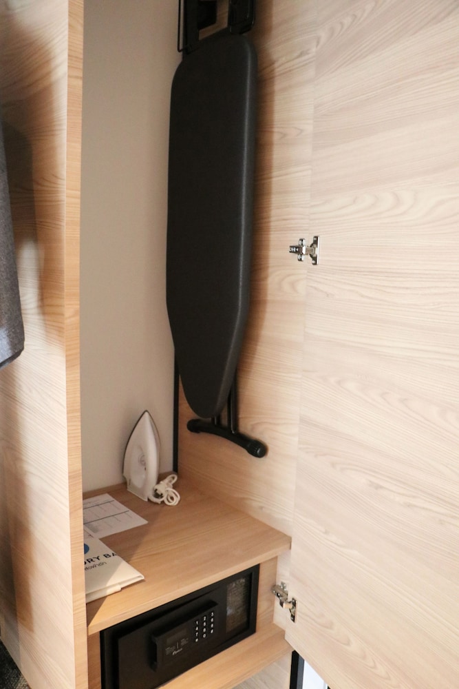 Habitación Deluxe con cama King del hotel Novotel Chiangmai Nimman Journeyhub. Foto 1