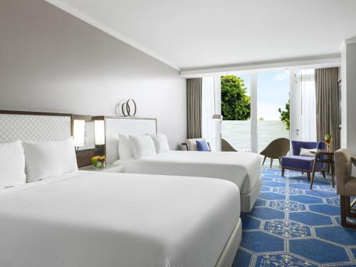 HABITACIÓN FAIRMONT CON 1 CAMA KING SIZE. 41 m². Planta 3 de la Gran Torre. Patio del hotel Fairmont El San Juan. Foto 6