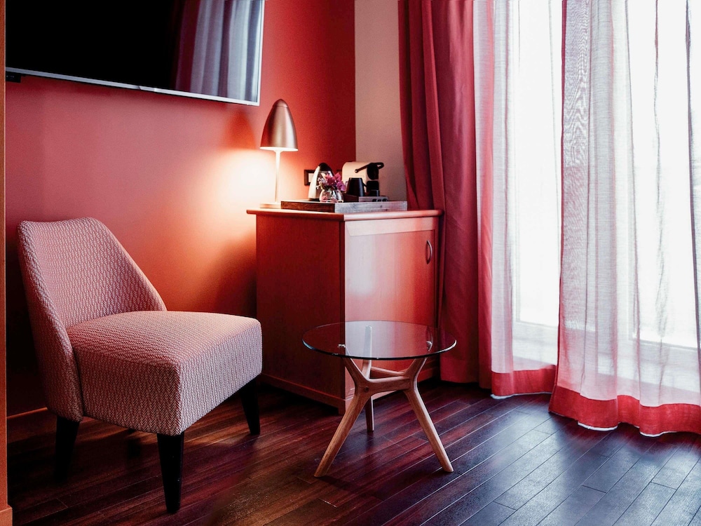 Habitación Doble Superior del hotel Mercure Roma Corso Trieste. Foto 7