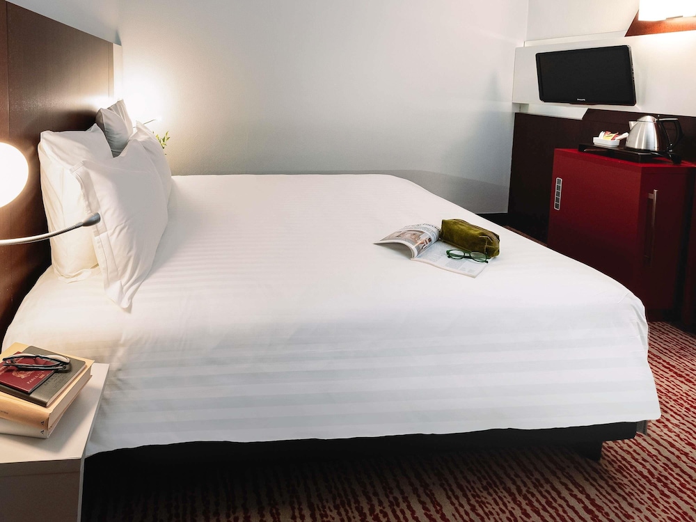 Habitación Doble Clásica del hotel Mercure Roma Piazza Bologna. Foto 3