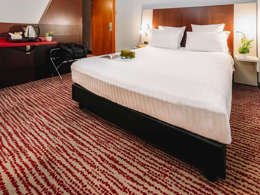 Habitación Doble Clásica del hotel Mercure Roma Piazza Bologna. Foto 5