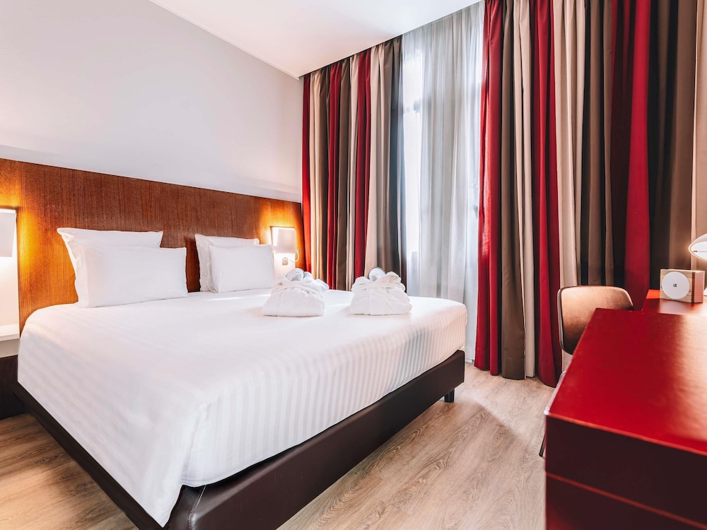 Habitación Privilege con 1 cama doble del hotel Mercure Roma Piazza Bologna. Foto 6