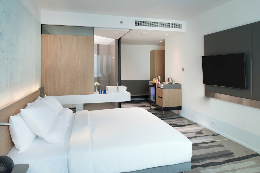 Grand Deluxe con 1 cama King del hotel Novotel Bangkok Sukhumvit 4. Foto 1