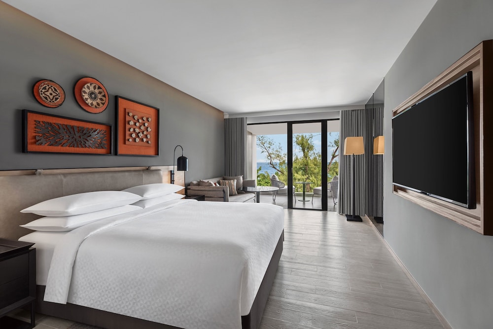 Habitación, 1 cama de matrimonio grande, vistas al mar (Balcony) del hotel Four Points By Sheraton Phuket Patong Beach Resort