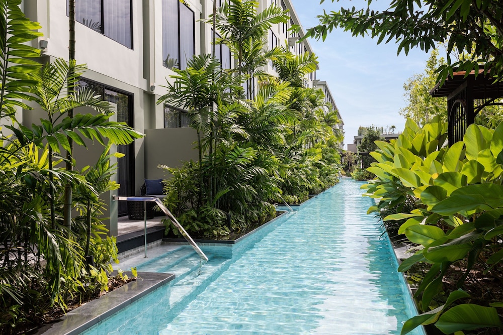 Habitación, 2 camas dobles, acceso a la piscina (Ground Floor) del hotel Four Points By Sheraton Phuket Patong Beach Resort. Foto 4