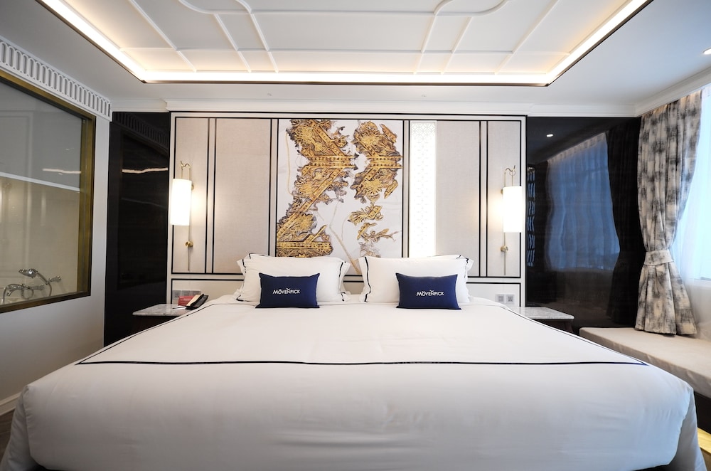 Habitación Deluxe, 1 cama king size, vistas a la piscina del hotel Mövenpick Myth Hotel Patong Phuket
