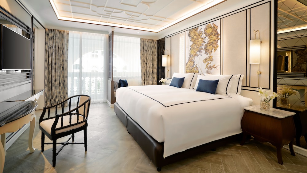 Habitación Deluxe, 1 cama king size, vistas a la piscina del hotel Mövenpick Myth Hotel Patong Phuket. Foto 7