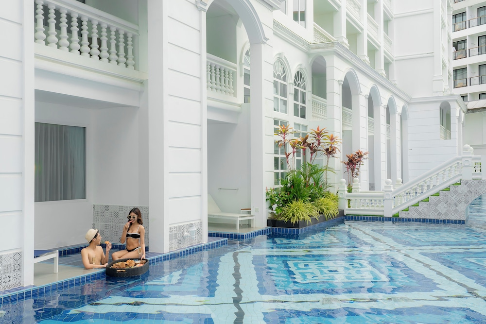HABITACIÓN DELUXE, 1 Cama King Size, Acceso a la Piscina del hotel Mövenpick Myth Hotel Patong Phuket. Foto 7