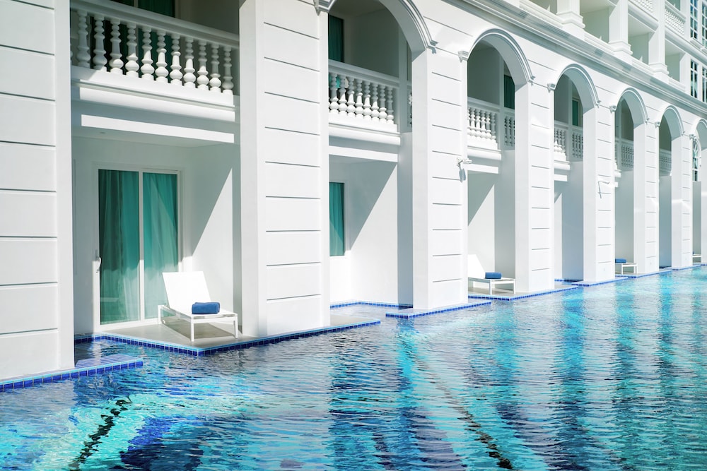 HABITACIÓN DELUXE, 1 Cama King Size, Acceso a la Piscina del hotel Mövenpick Myth Hotel Patong Phuket. Foto 9