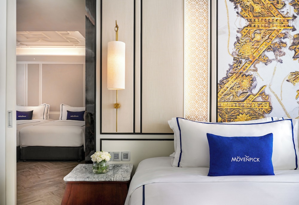 SUITE FAMILIAR, 1 Cama King Size y 2 Camas Individuales del hotel Mövenpick Myth Hotel Patong Phuket. Foto 9